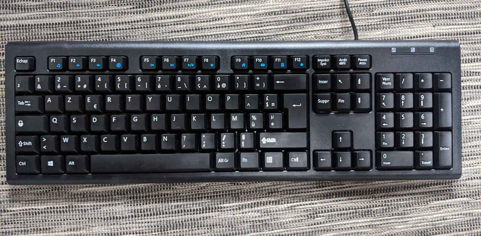 Photo of my AZERTY keyboard
